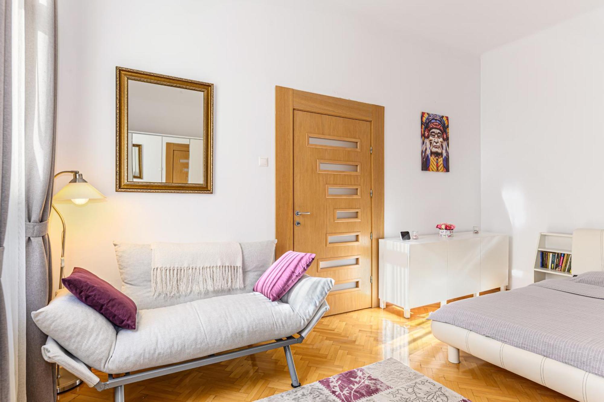 Brasov Centrul Vechi - 67Sqm - 2Min To Counsel Square Apartment Ngoại thất bức ảnh
